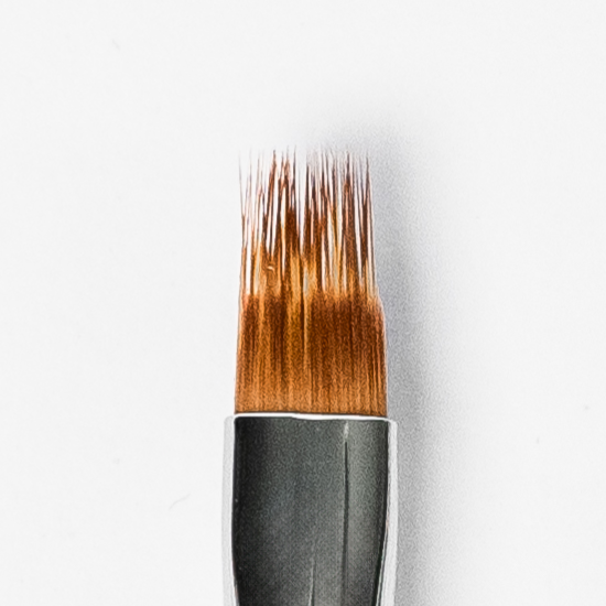 Artists Choice Aurora ombre nail brush for blending gel and creating gradient effects