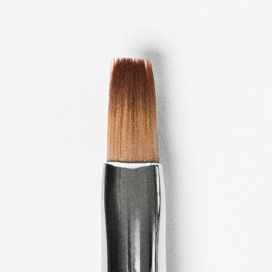 Aurora size 7 square brush designed for gel application
