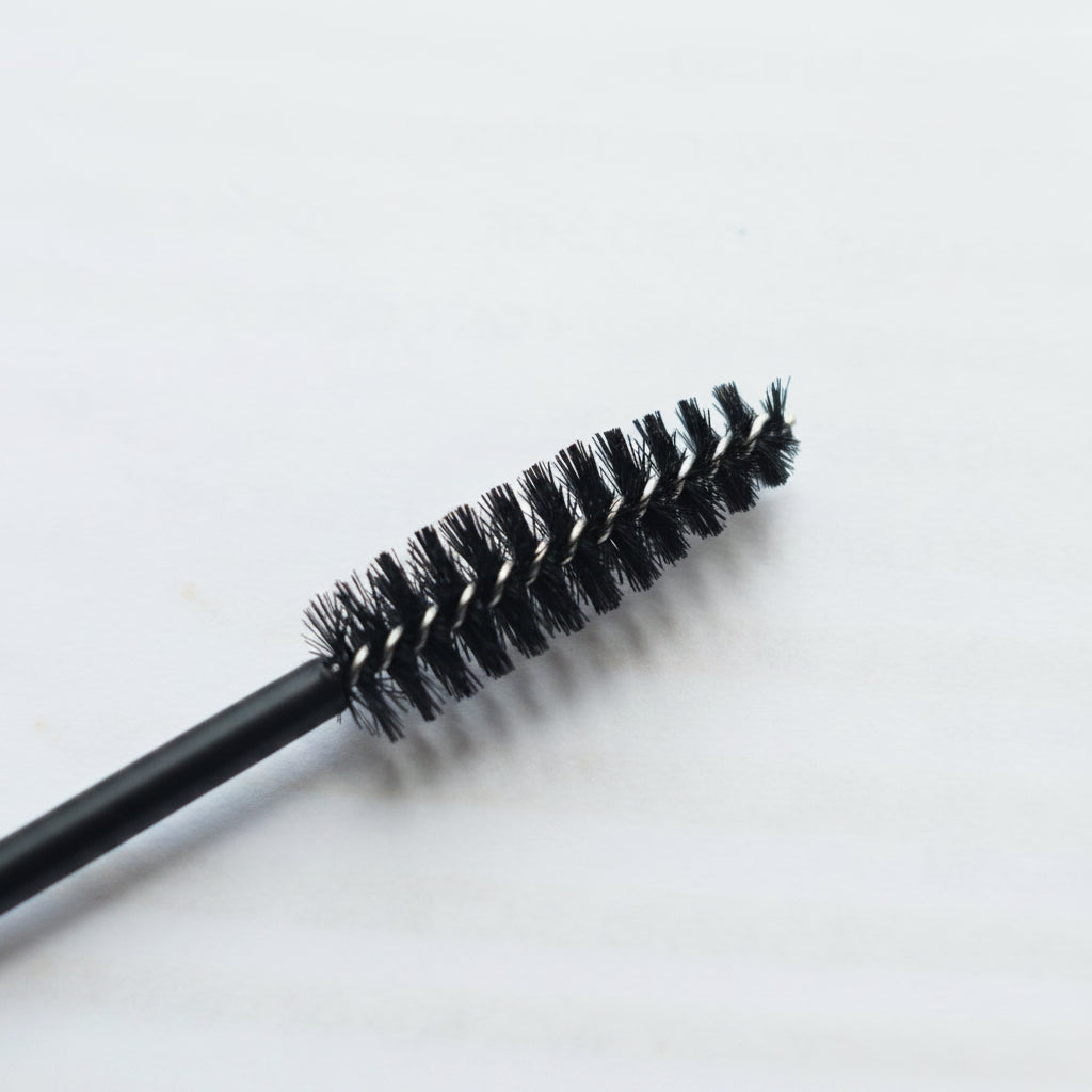 Professional disposable spoolie brushes for lash lifts and brow lamination