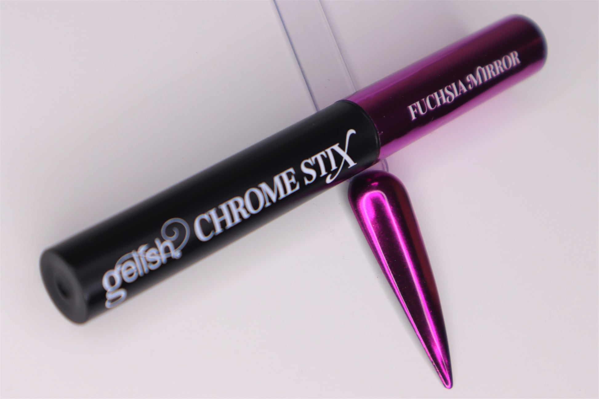 Gelish Chrome Stix fuchsia mirror on a white background