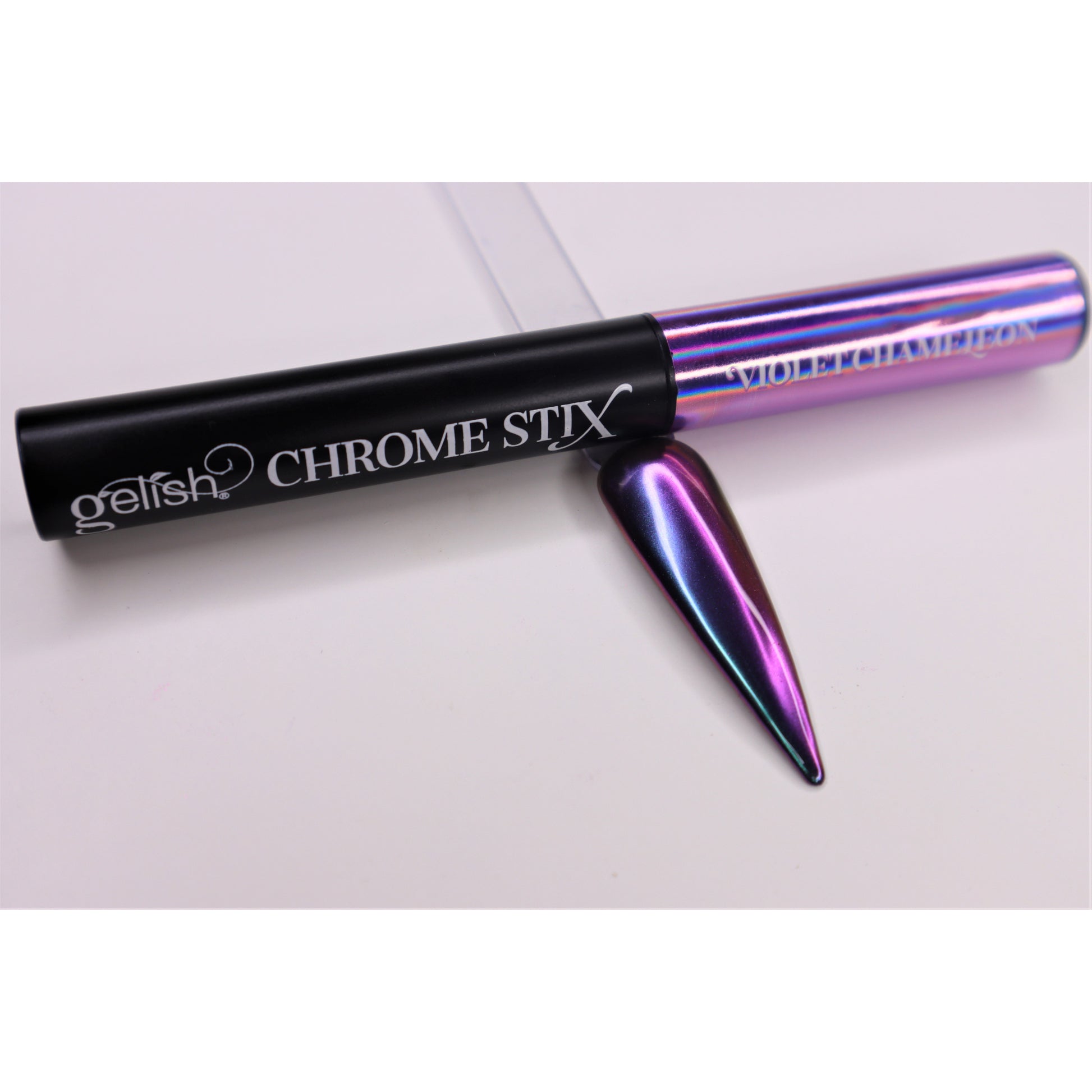 Gelish Chromestix Chrome Nail Powder Pen Violet Chameleon on white background