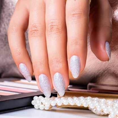 hand with Gelish Fame Game on the nails