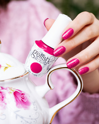 hand with Gelish High Voltage on the nails